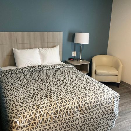 Woodspring Suites Charlotte Airport Buitenkant foto